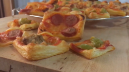 Mini pizza avec pate feuilletée