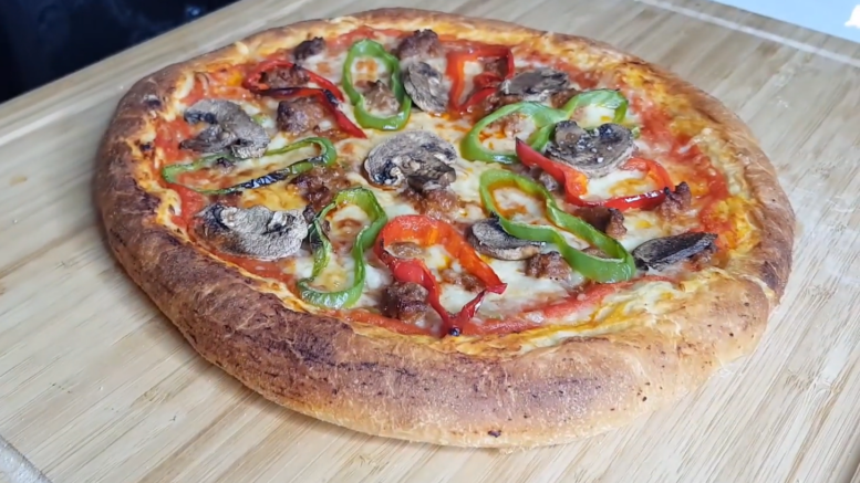 Pate americaine pizza